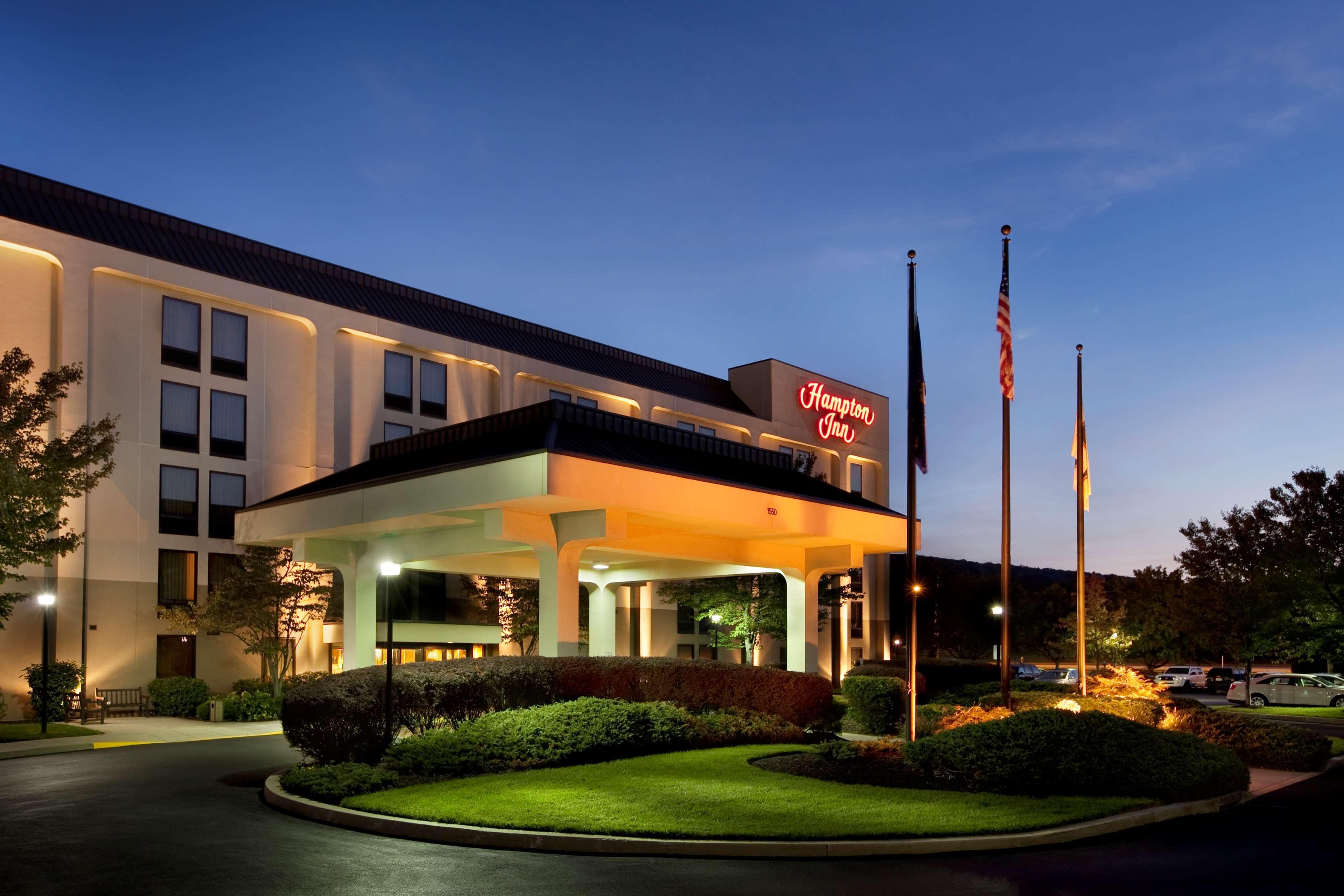 Hampton - Hotel 3*