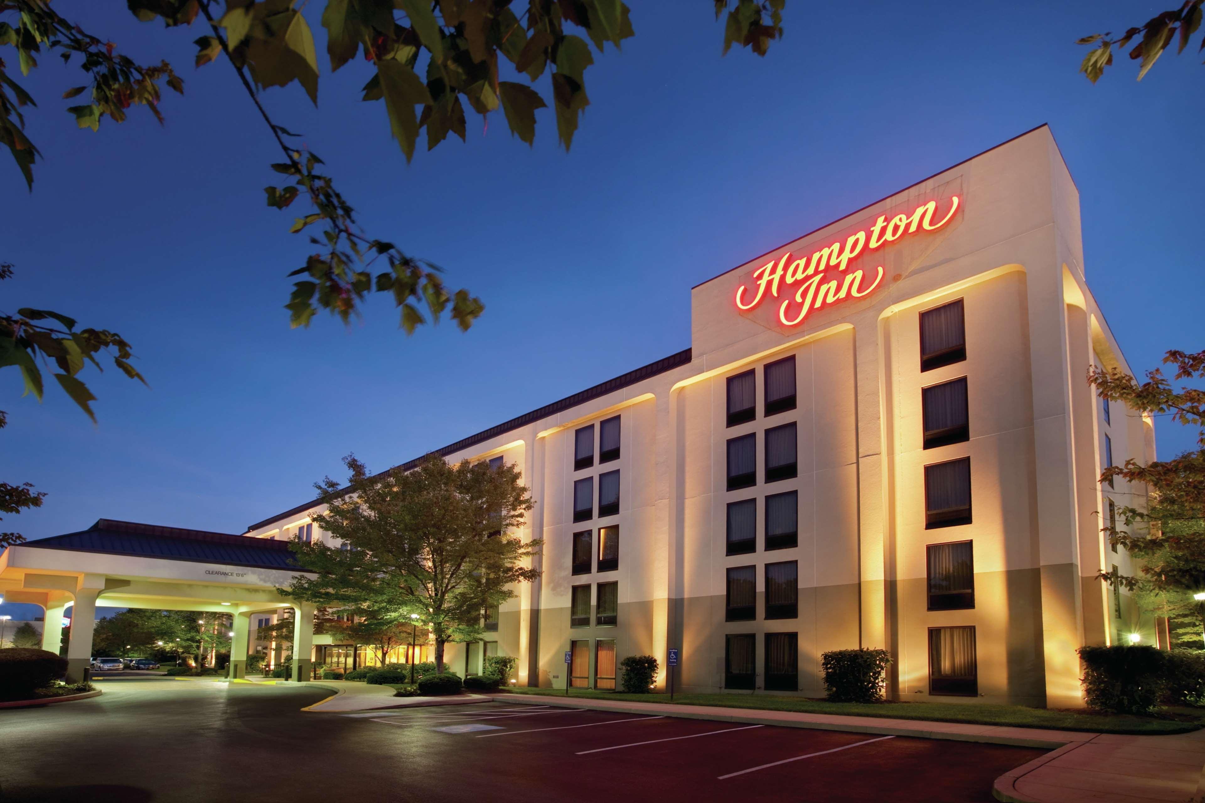 Hampton - Hotel 3*