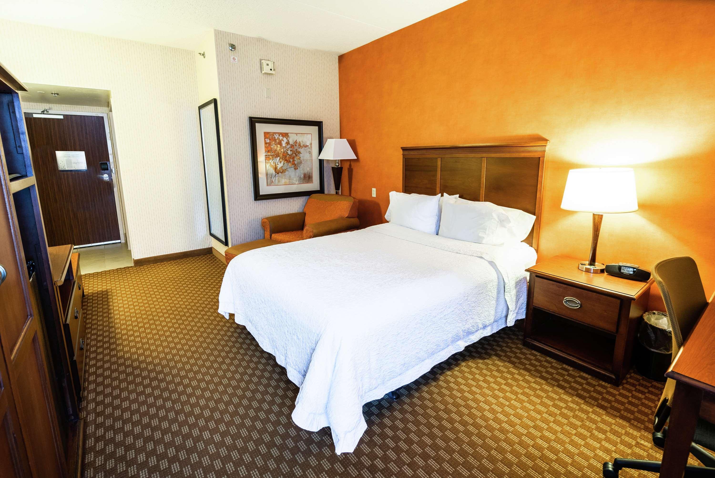Hampton - 3*